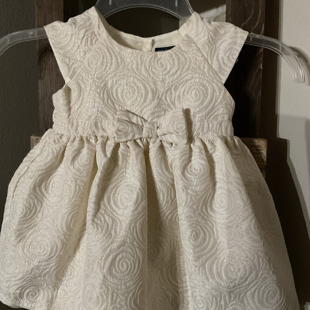 The Children’s Place Elegant Cream Baby Dress with Bow size 12 -18 months - Picture 6 of 6